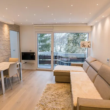 Haus Cristal *