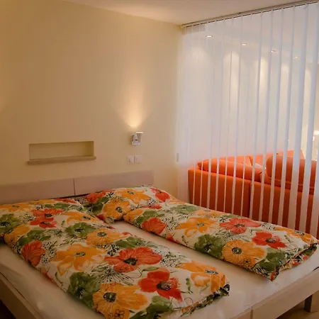 Apartment Haus Cristal *