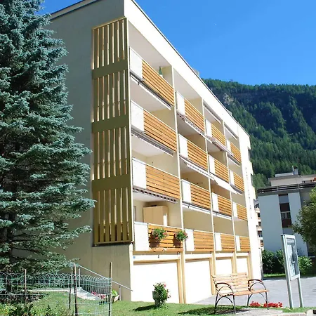 Apartment Haus Cristal *