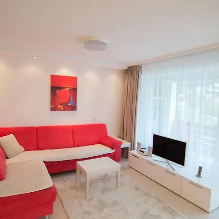 Haus Cristal Apartment